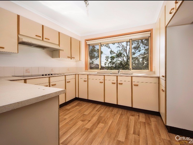 31 Sproule Road, Illawong NSW 2234