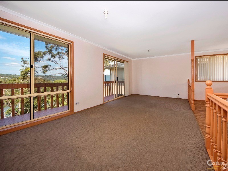 31 Sproule Road, Illawong NSW 2234