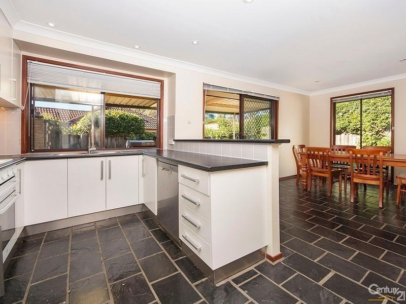 36 Silverleaf Row, Menai NSW 2234