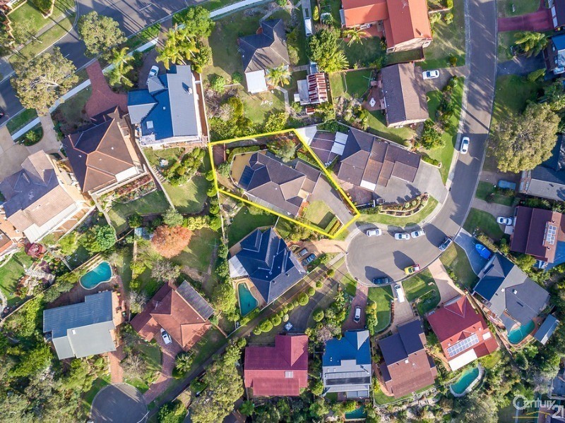 6 Flint Place, Illawong NSW 2234