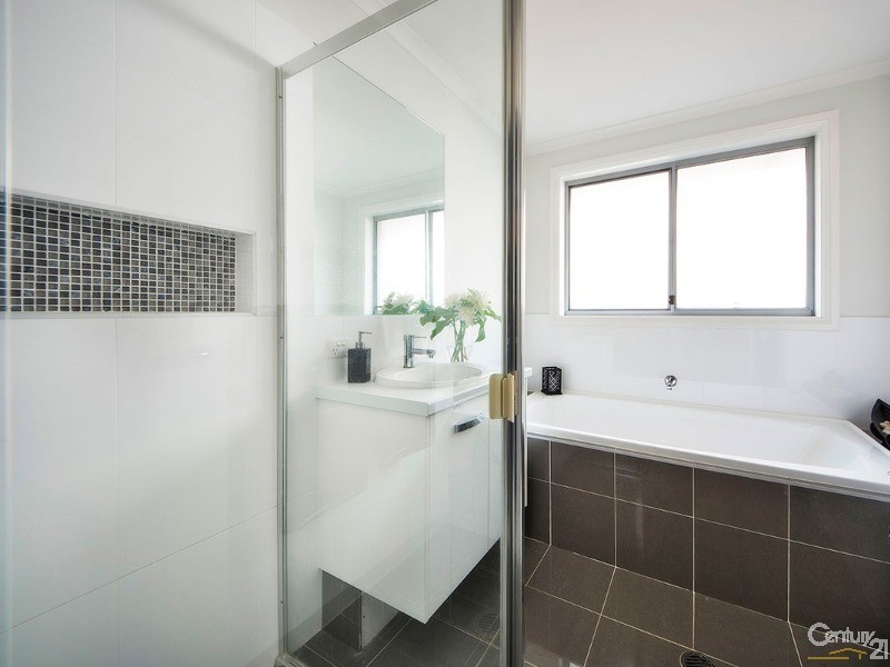 31 Monash Road, Menai NSW 2234