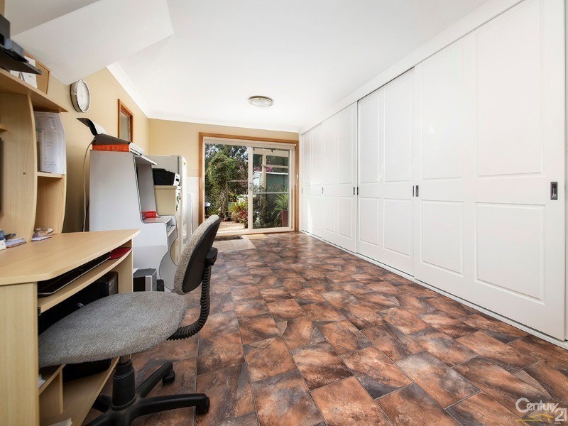 2  Bimbai Close, Bangor NSW 2234