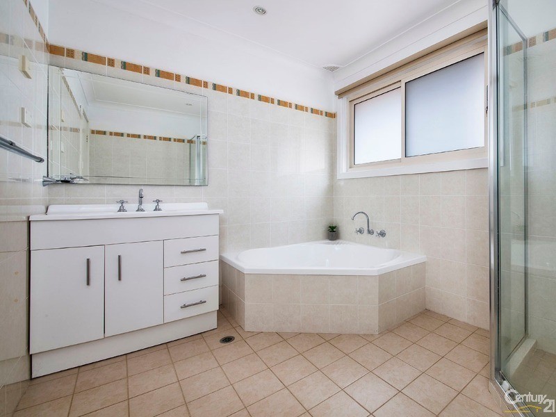 2  Bimbai Close, Bangor NSW 2234