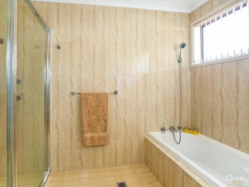 19 Wilbung Road, Illawong NSW 2234