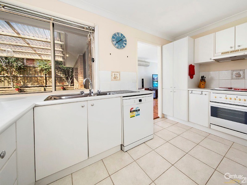 24 Batchelor Cl, Menai NSW 2234