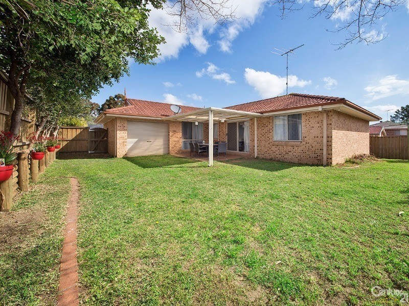 24 Batchelor Cl, Menai NSW 2234