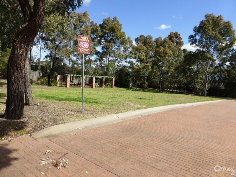 24 Batchelor Cl, Menai NSW 2234