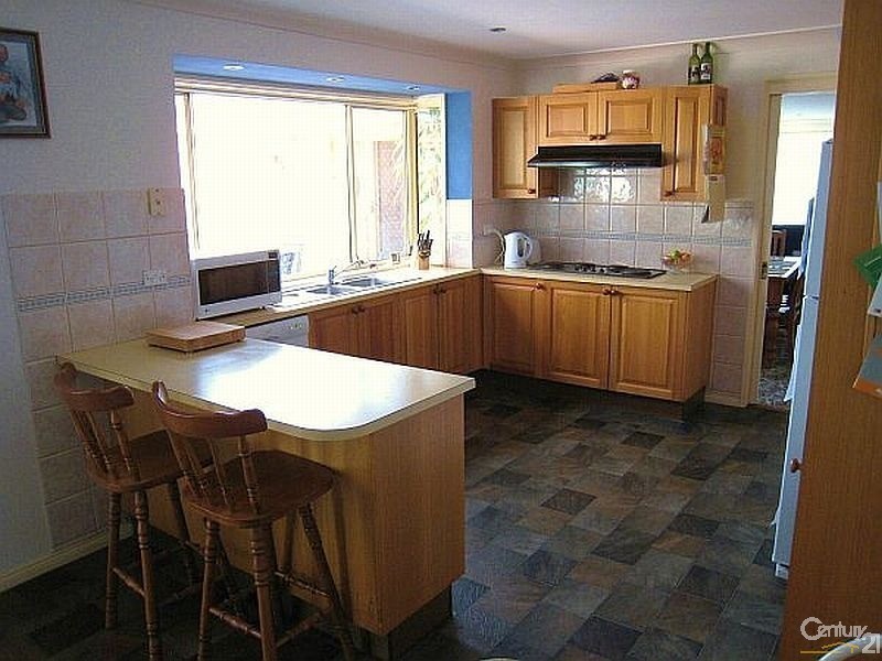 6 Emerson Place, Menai NSW 2234