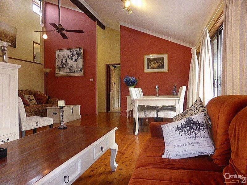 5 Belbowrie Close, Bangor NSW 2234