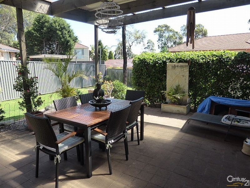 7 Fern Circuit, Menai NSW 2234