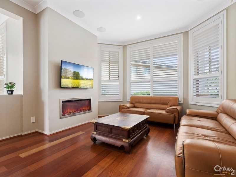 43 Lomandra Place, Alfords Point NSW 2234