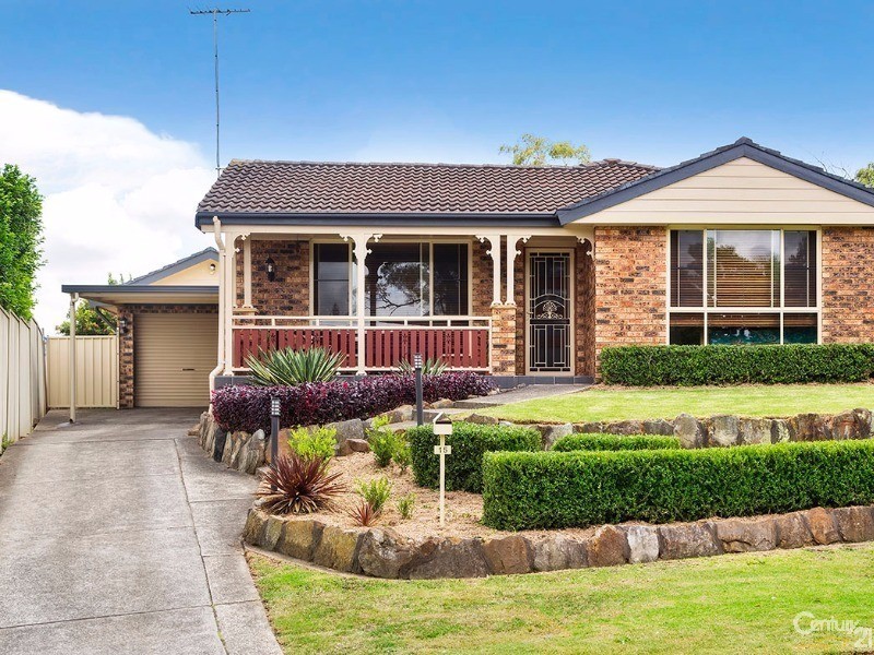 15 Reid Place, Illawong NSW 2234
