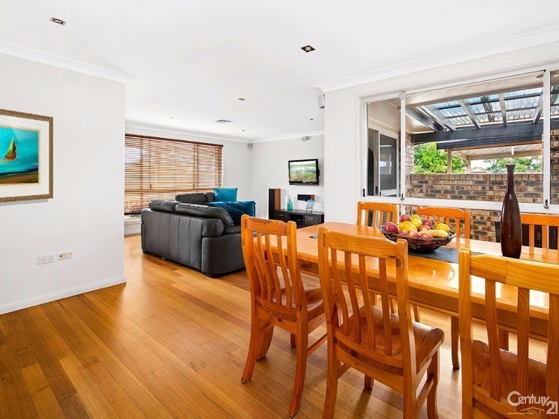 15 Reid Place, Illawong NSW 2234