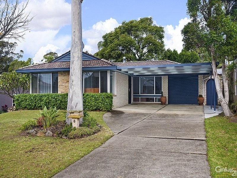 8 Illumba Place, Bangor NSW 2234