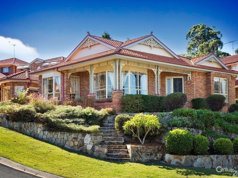 33 Moreton Road, Illawong NSW 2234