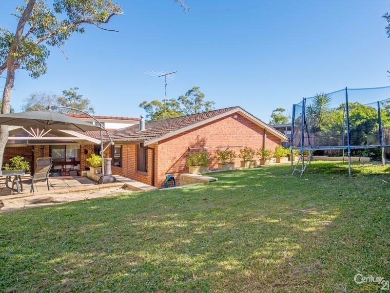 44 Hall Drive, Menai NSW 2234