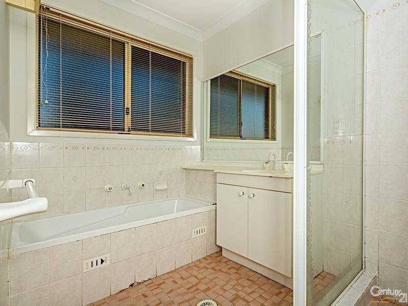 25 Fern Circuit, Menai NSW 2234