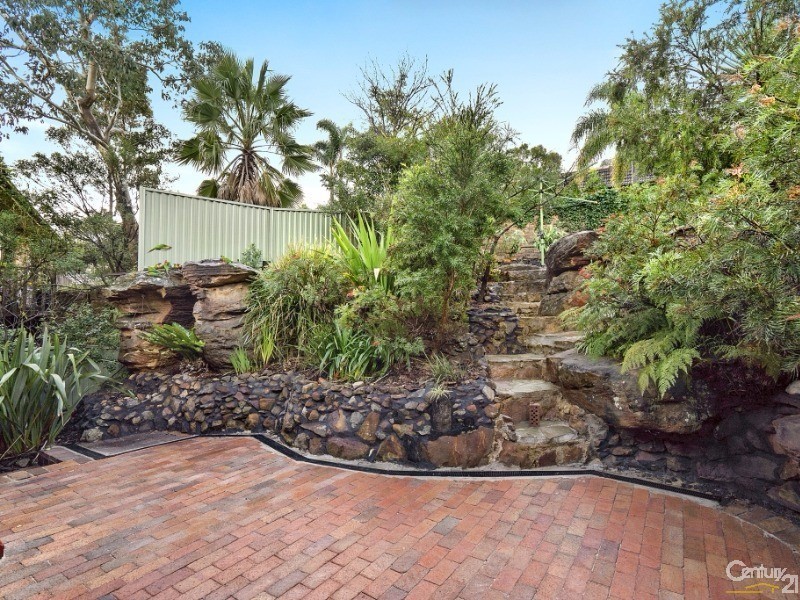 11 Yates Road, Bangor NSW 2234