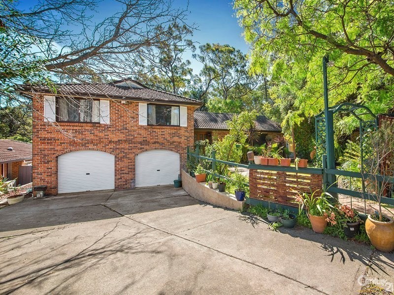 5 Kilborn Place, Menai NSW 2234