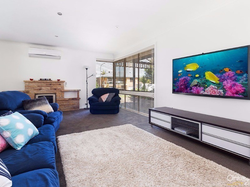 9 Paringa Place, Bangor NSW 2234