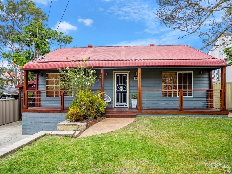24 Stretham Avenue, Picnic Point NSW 2213