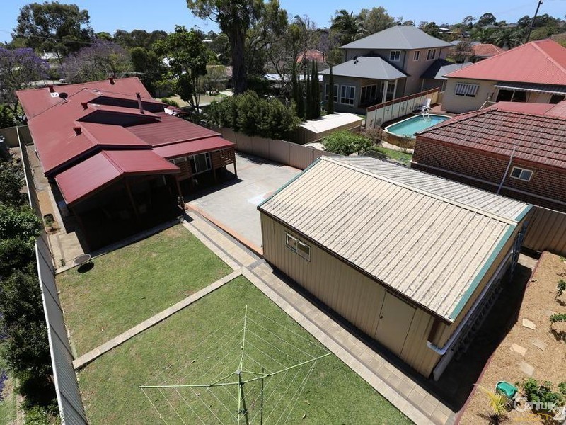 24 Stretham Avenue, Picnic Point NSW 2213