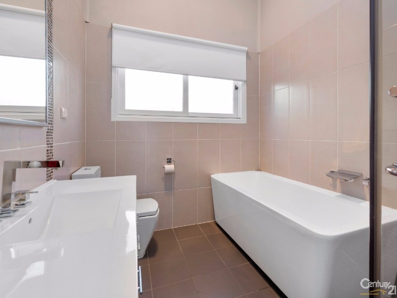 6 Lavender Place, Alfords Point NSW 2234