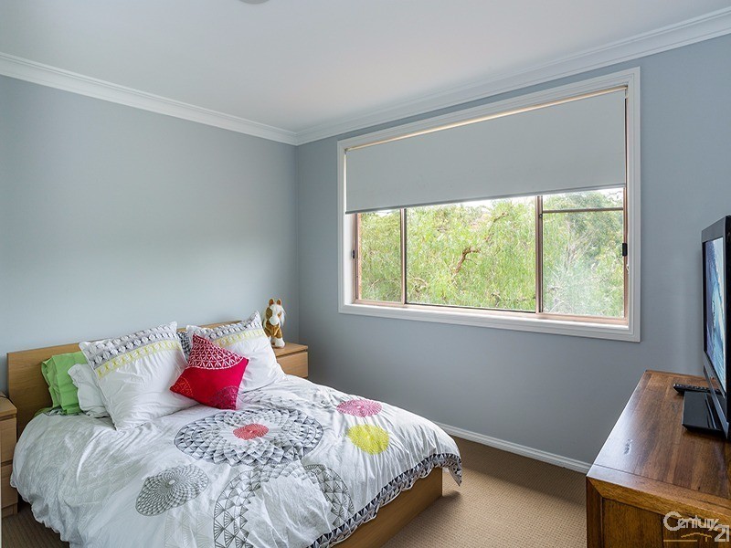 22 Goolagong Place, Menai NSW 2234