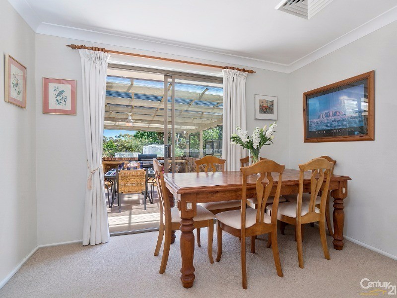 3 Talbot Close, Menai NSW 2234