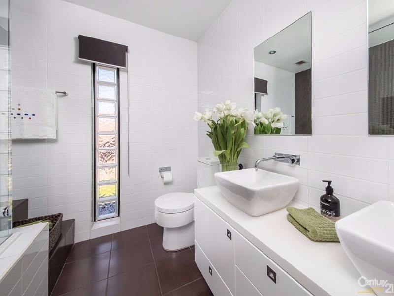 11 Blueberry Place, Alfords Point NSW 2234