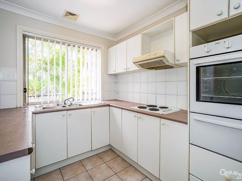 61/2 Schofield Place, Menai NSW 2234