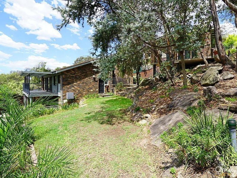 5 Belbowrie Close, Bangor NSW 2234