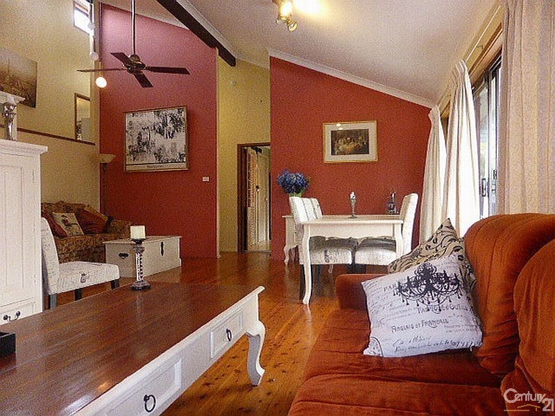 5 Belbowrie Close, Bangor NSW 2234