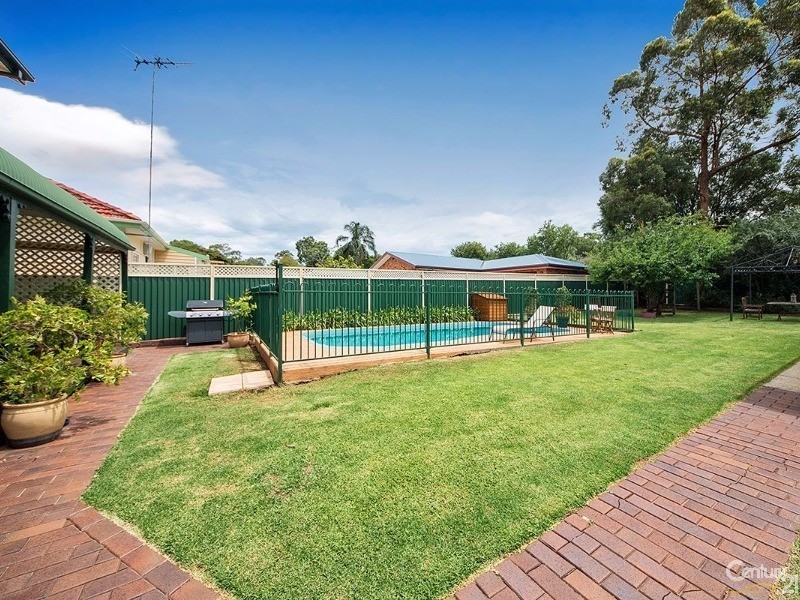 14 Harford Avenue, East Hills NSW 2213