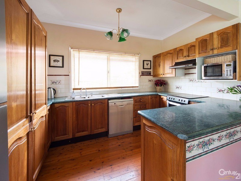 14 Harford Avenue, East Hills NSW 2213