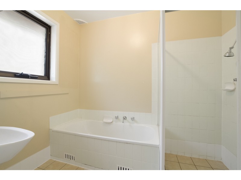 22 Sedgeman Avenue, Menai NSW 2234