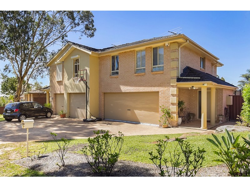 2/17 Rosewall Drive, Menai NSW 2234