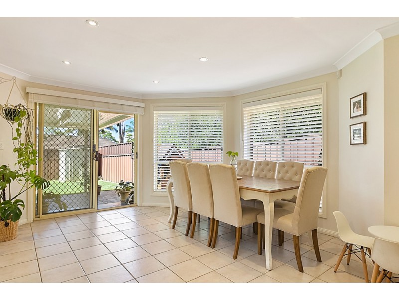 2/17 Rosewall Drive, Menai NSW 2234