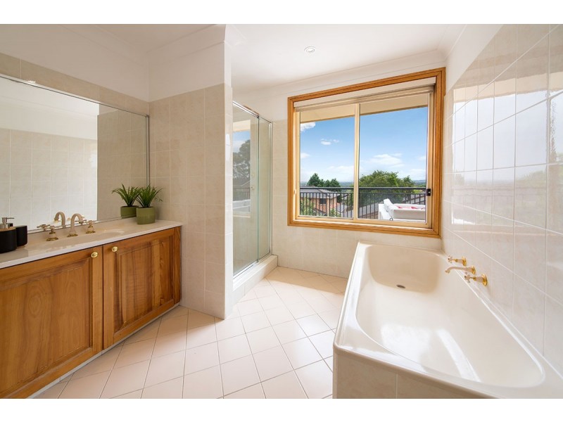 32 Elkhorn Place, Alfords Point NSW 2234