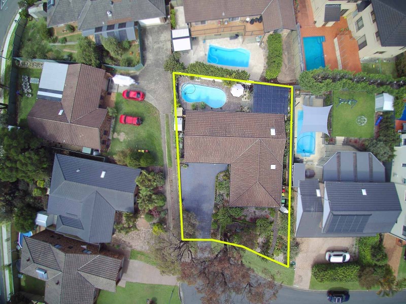 10 Black Close, Illawong NSW 2234