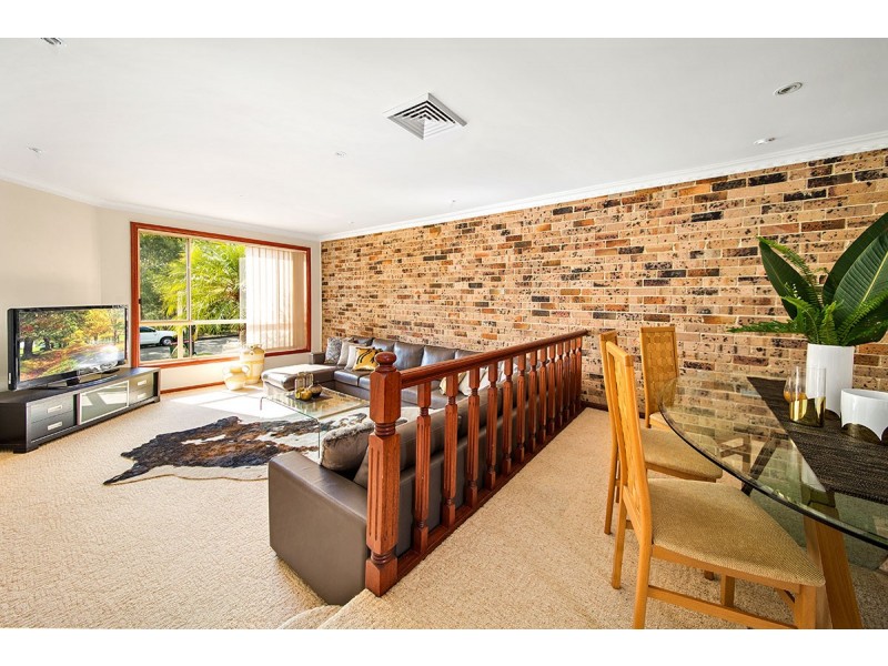 10 Charlton Place, Menai NSW 2234