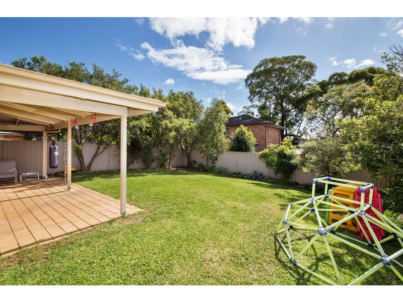 5 Berry Grove, Menai NSW 2234