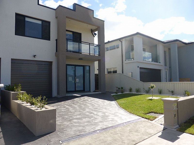 9B Kershaw Road, Menai NSW 2234