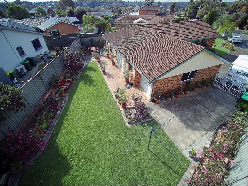 17 Dunmore Place, Barden Ridge NSW 2234