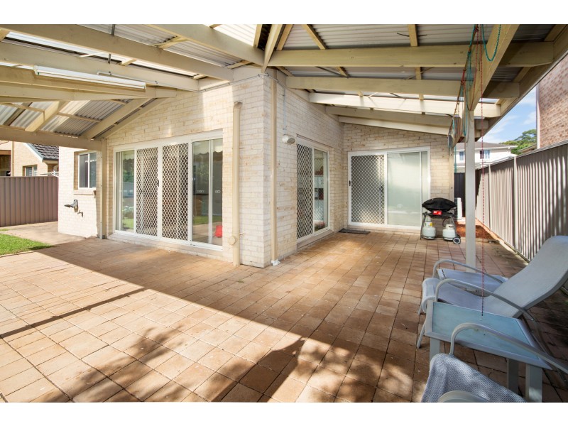 5 Berry Grove, Menai NSW 2234