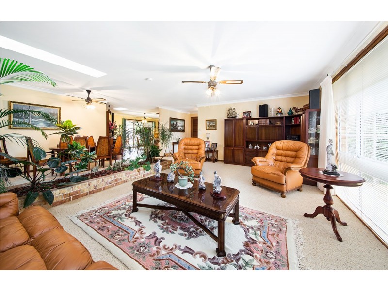 27 Elliston Place, Barden Ridge NSW 2234