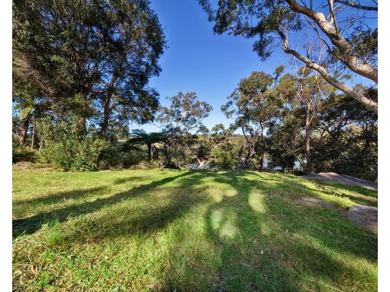 92 Bignell Street, Illawong NSW 2234