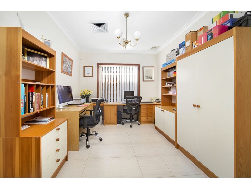 9 Jacobs Close, Menai NSW 2234