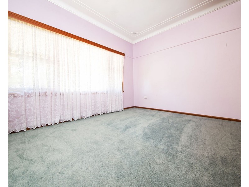 15 Cambrai Avenue, Engadine NSW 2233