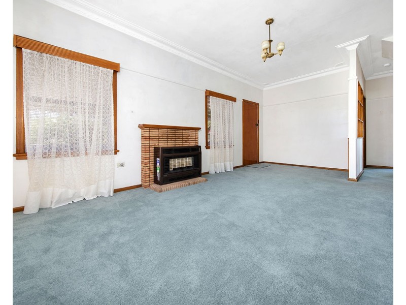 15 Cambrai Avenue, Engadine NSW 2233